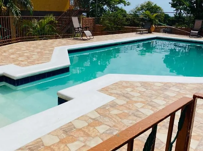 Montego Bay, Ironshore Luxury Apartment Montego Bay