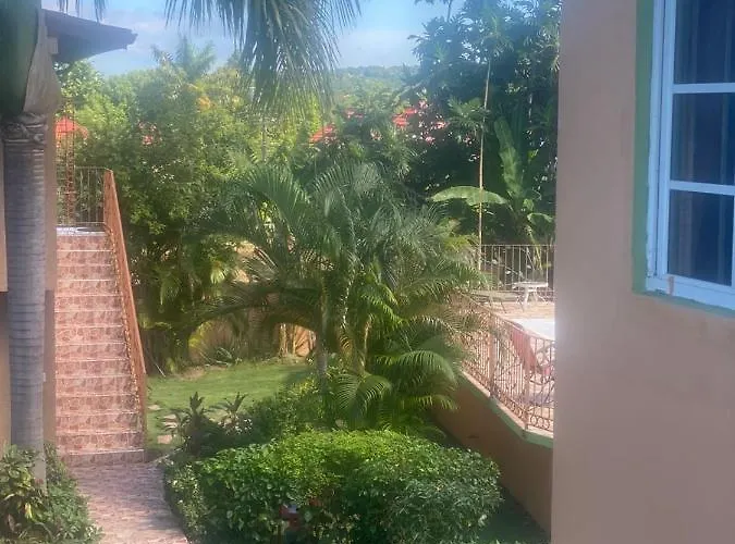 Montego Bay, Ironshore Luxury Montego Bay
